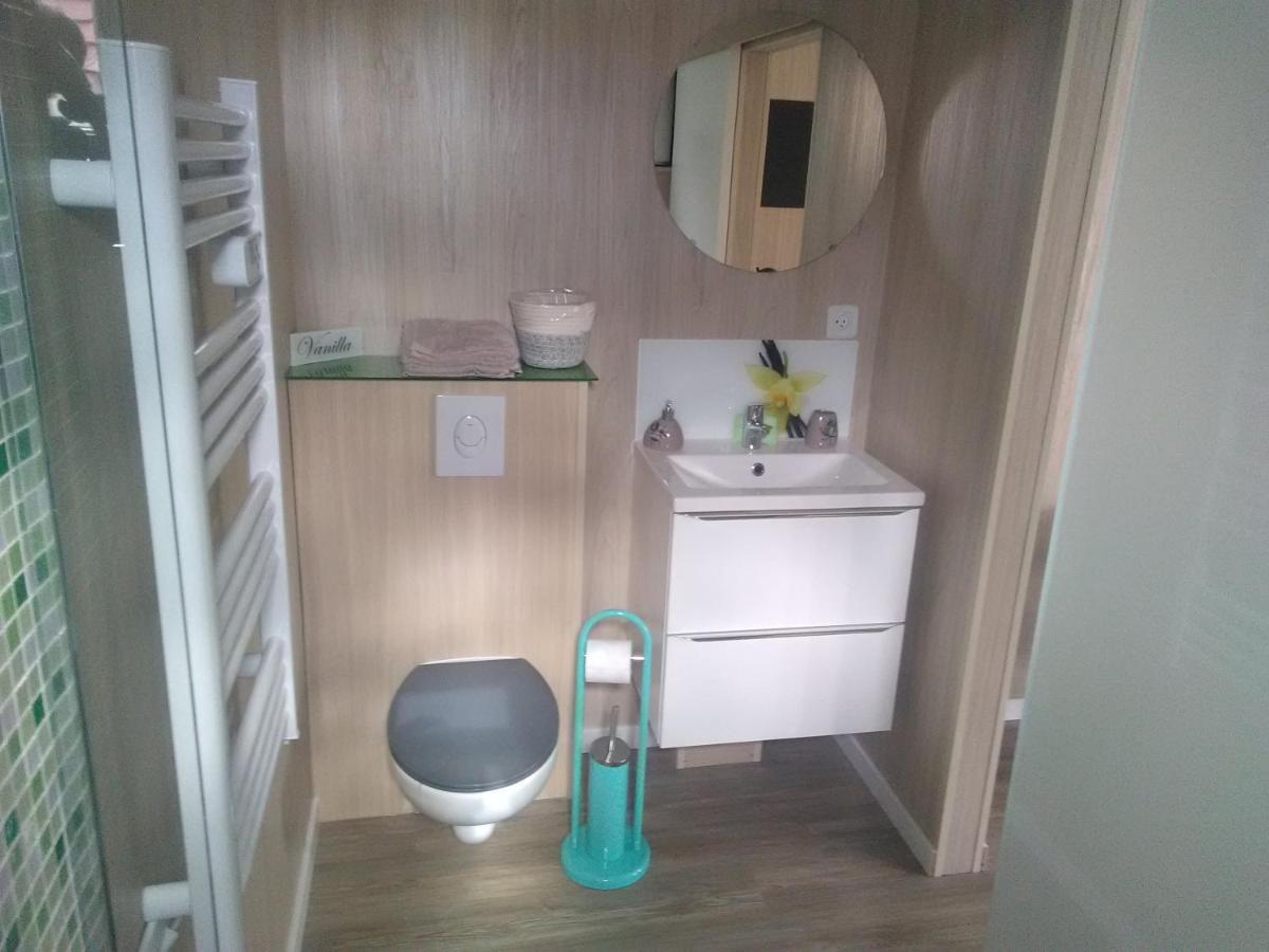 Le Clos Des Genets Agencourt Exteriör bild